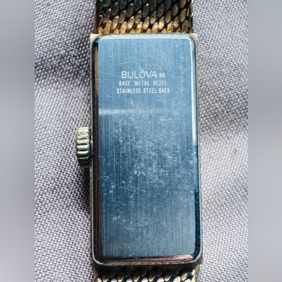 Vintage Ladies Bulova Gold Plated Watch - Picture 6 of 7
